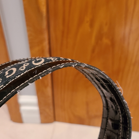 Guess hobo purse - Picture 9 of 11